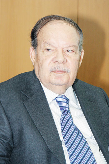 احمد فتحى سرور