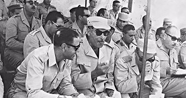 ذات يوم.. كوسيجين يفاجئ السادات بصور الثغرة