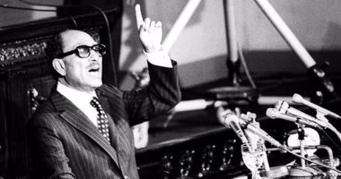 سعيد الشحات يكتب: ذات يوم 20 مايو 1971.. السادات يفجر قنبلة «سرقة خزينة جمال عبدالناصر» أمام مجلس الأمة سعيد الشحات يكتب: ذات يوم 20 مايو 1971.. السادات يفجر قنبلة «سرقة خزينة جمال عبدالناصر» أمام مجلس الأمة