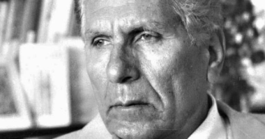 سعيد الشحات يكتب.. ذات يوم.. 20 ديسمبر 1983..القضاء يرفض دعوى يوسف إدريس لإلغاء مصادرة كتابه «البحث عن السادات» بعد حملة هجوم عنيفة ضده 